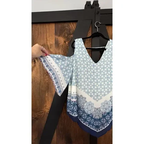 DR2 Cold Shoulder Top Geometric Bohemian Lined V-neck Blouse XL - Picture 2 of 8